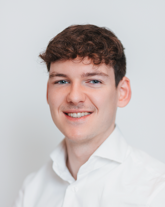 Jerom first month portrait